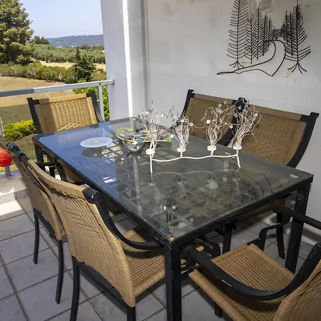 Crystal Pool Apartment By Booking Kottas - Egeopelagitika