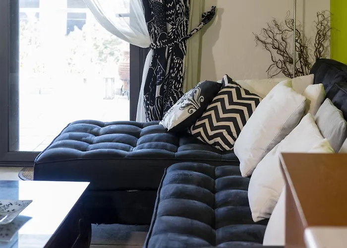 Crystal Pool Apartment By Booking Kottas - Egeopelagitika